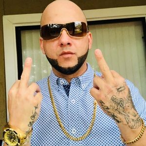 Meet your Posher, Luis